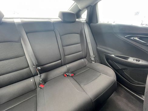 Used 2023 Chevrolet Malibu LT image 32
