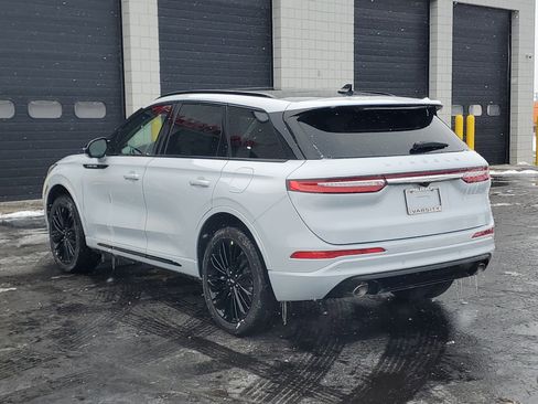 New 2026 Lincoln Corsair Reserve w/ Jet Appearance Package image 3