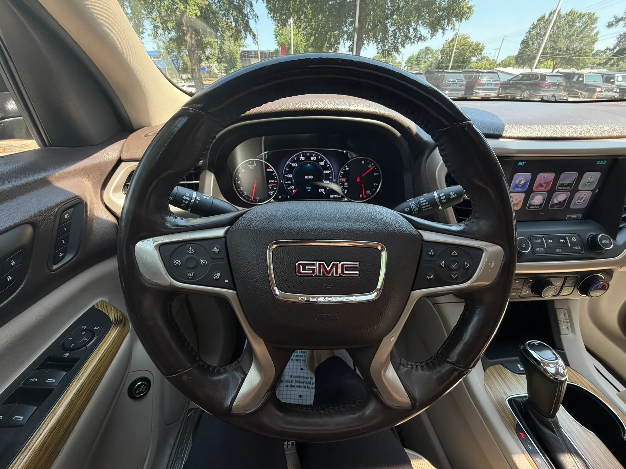 Used 2018 GMC Acadia Denali AWD/4WD image 27