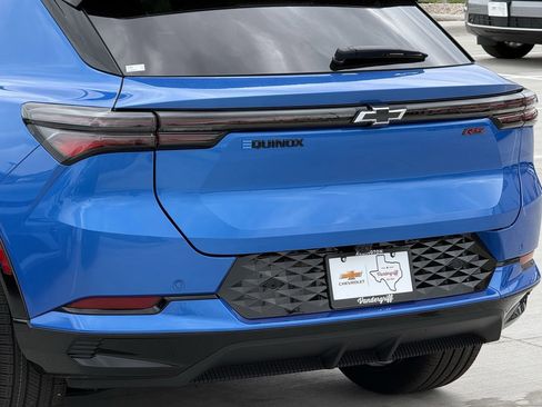 New 2026 Chevrolet Equinox EV RS image 6