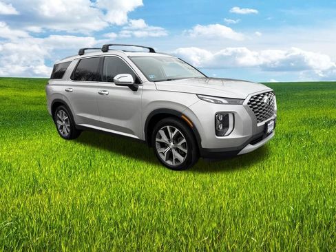 Used 2022 Hyundai Palisade SEL w/ Premium Package image 3