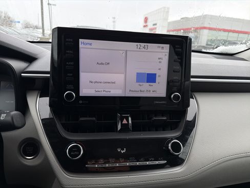 Used 2022 Toyota Corolla Cross LE w/ Black Badges Package (TMS) image 17