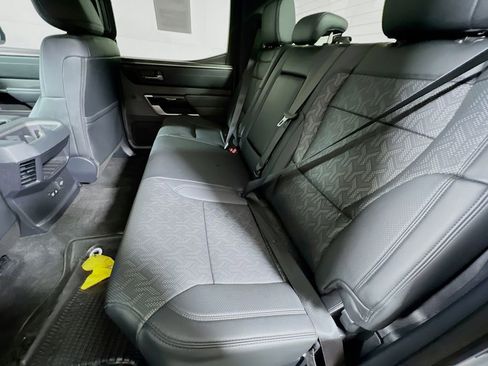 Certified 2025 Toyota Tundra Limited AWD/4WD image 22