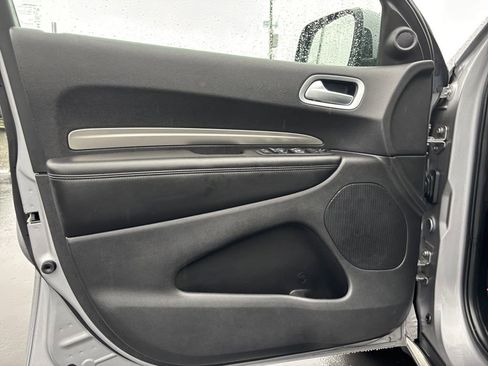 Used 2020 Dodge Durango SXT w/ 3rd Row Seating Group image 23