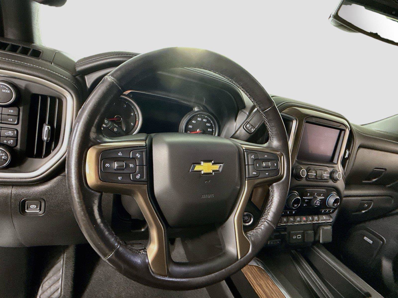 Used 2022 Chevrolet Silverado 3500 High Country w/ Safety Package II AWD/4WD image 5