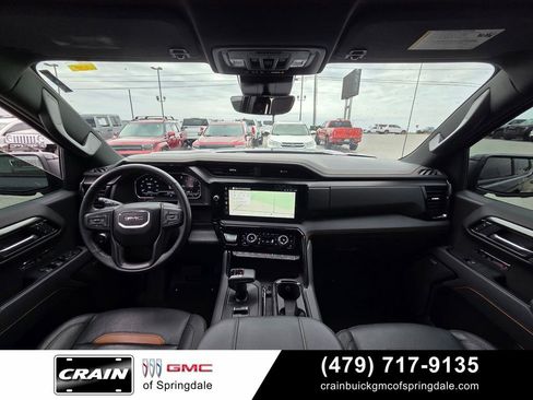 Used 2025 GMC Sierra 1500 AT4 w/ AT4 Premium Package AWD/4WD image 26