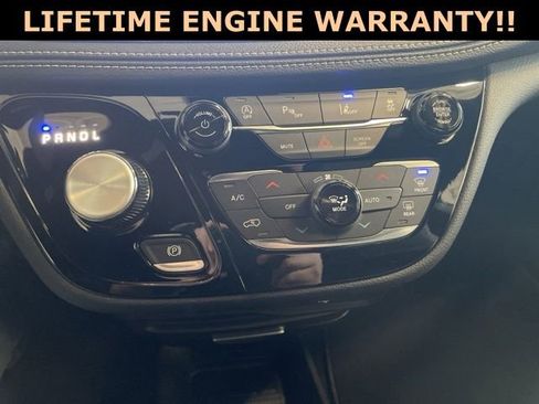 New 2026 Chrysler Pacifica Select w/ S Appearance Package image 24