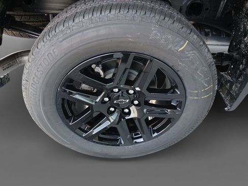 New 2025 Chevrolet Silverado 1500 Custom image 28