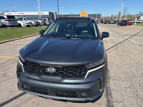 Used 2021 Kia Sorento SX image 13