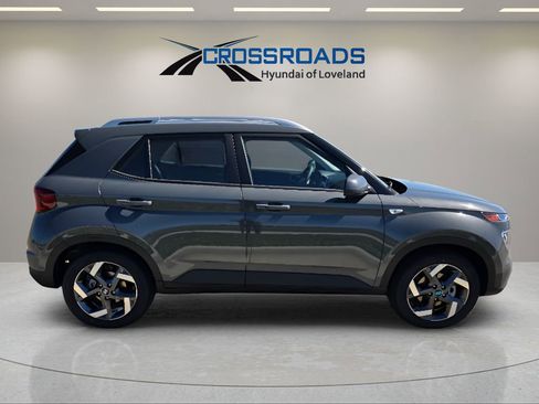 New 2025 Hyundai Venue SEL image 6