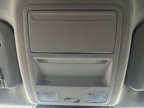 Used 2020 Ford Escape Titanium image 36