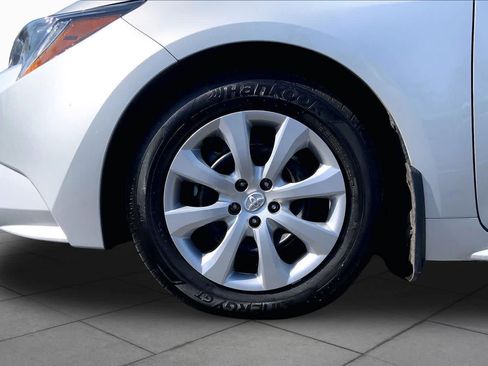 Certified 2025 Toyota Corolla LE FWD image 10