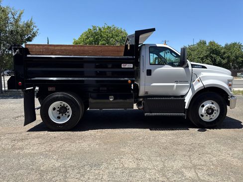 Used 2023 Ford F650 2WD Regular Cab Super Duty image 6