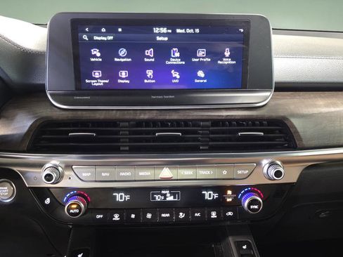 Used 2022 Kia Telluride SX w/ SX Prestige Package image 20