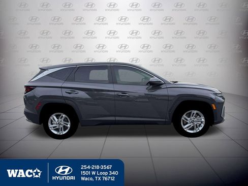 New 2026 Hyundai Tucson SE image 11