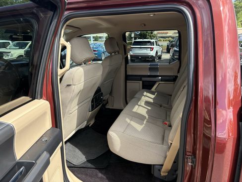 Used 2017 Ford F150 XLT w/ Equipment Group 302A Luxury RWD image 11