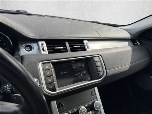 Used 2017 Land Rover Range Rover Evoque SE Premium AWD/4WD image 14