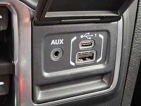 Certified 2023 Jeep Wrangler Sahara w/ Cold Weather Group image 27