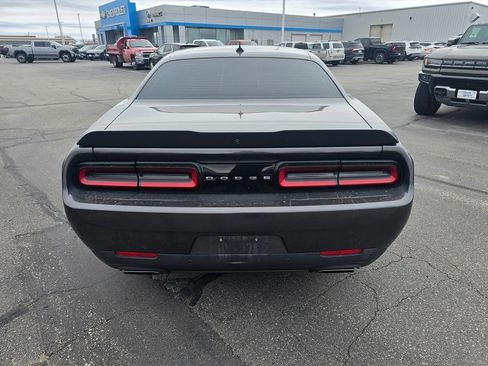 Used 2015 Dodge Challenger R/T Scat Pack w/ Leather Interior Group image 6