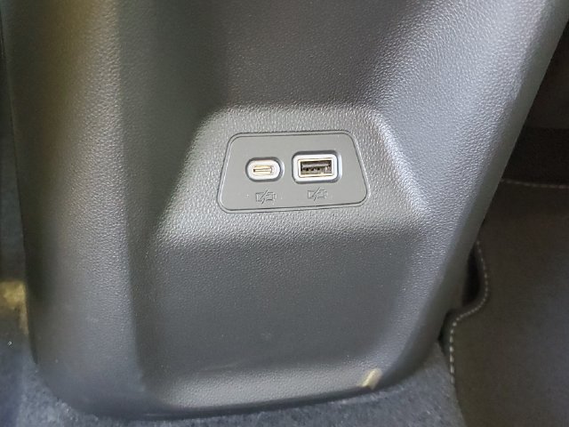 Certified 2023 Buick Envision Essence AWD/4WD image 12