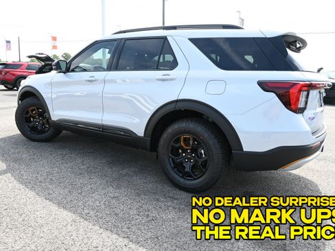 New 2026 Ford Explorer Tremor w/ Tremor Convenience Package AWD/4WD image 8