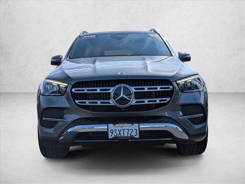 Certified 2025 Mercedes-Benz GLE 450e 4MATIC image 2