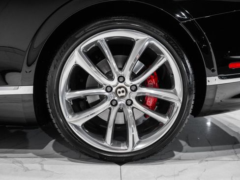Used 2020 Bentley Continental GT image 14