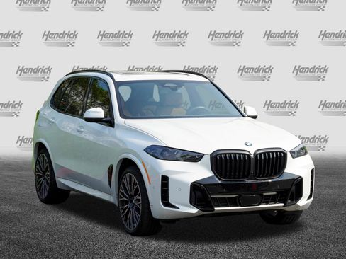 Used 2026 BMW X5 xDrive40i w/ M Sport Package AWD/4WD image 2