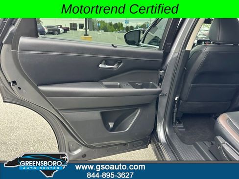 Used 2023 Nissan Pathfinder Platinum AWD/4WD image 24