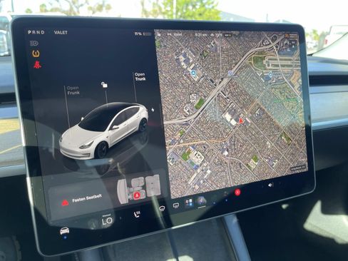 Used 2023 Tesla Model 3 Standard Range RWD image 16