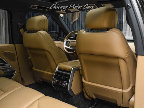 Used 2025 Land Rover Range Rover SE AWD/4WD image 30