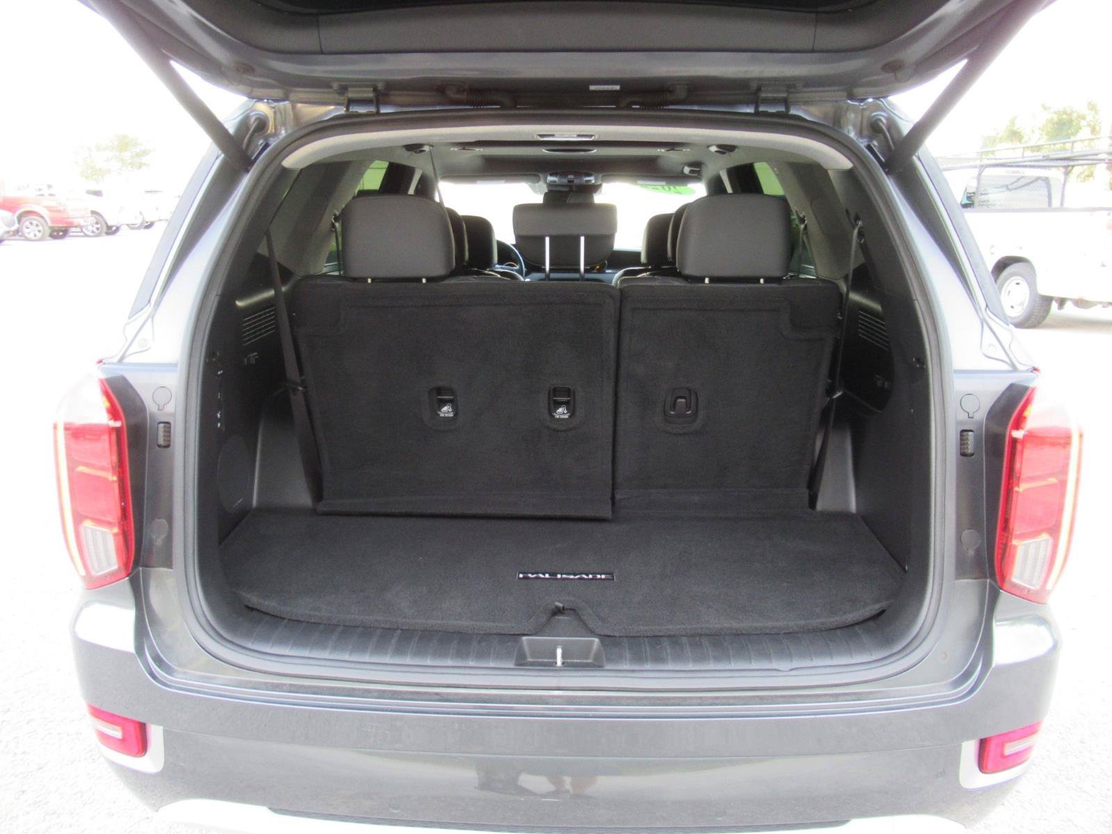 Used 2022 Hyundai Palisade Limited FWD image 39