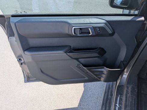 Used 2024 Ford Bronco Badlands AWD/4WD image 6