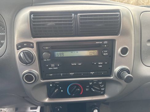 Used 2011 Ford Ranger XLT image 31