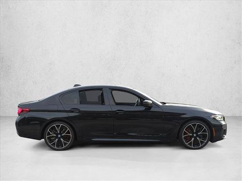 Used 2023 BMW 540i w/ Executive Package RWD image 4