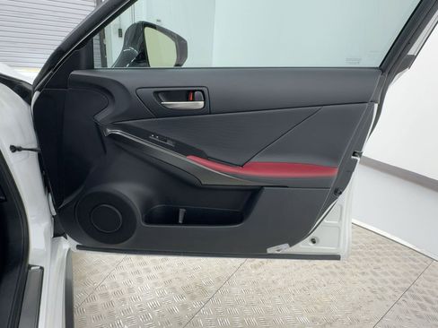 Certified 2025 Lexus IS 300 w/ Premium Package image 29