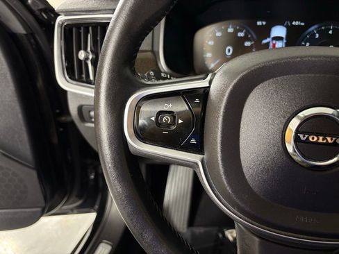 Used 2018 Volvo S90 T5 Momentum w/ Convenience Package FWD image 21