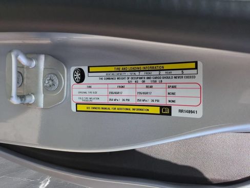 Used 2024 Chrysler Pacifica Touring-L FWD image 35