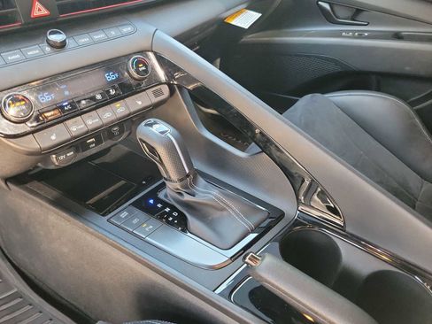 Used 2025 Hyundai Elantra N FWD image 21