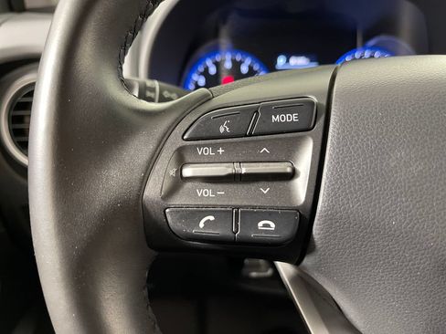 Used 2021 Hyundai Kona SEL FWD image 28