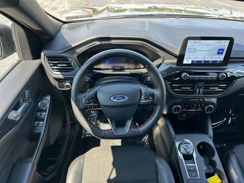 Certified 2026 Ford Escape ST-Line AWD/4WD image 5