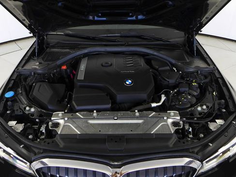 Used 2022 BMW 330i Sedan RWD image 6