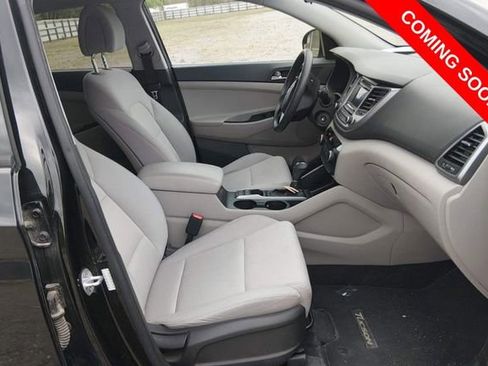 Used 2018 Hyundai Tucson SE image 5