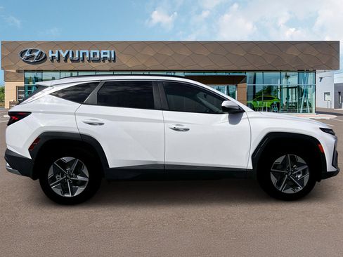 New 2026 Hyundai Tucson SEL image 9