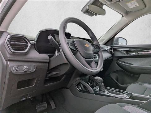 New 2026 Chevrolet TrailBlazer LS image 9