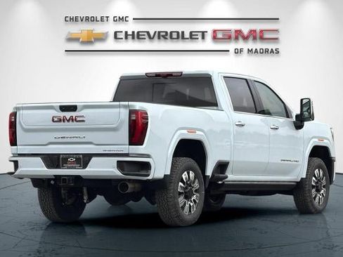 New 2026 GMC Sierra 2500 Denali w/ Denali Reserve Package image 3