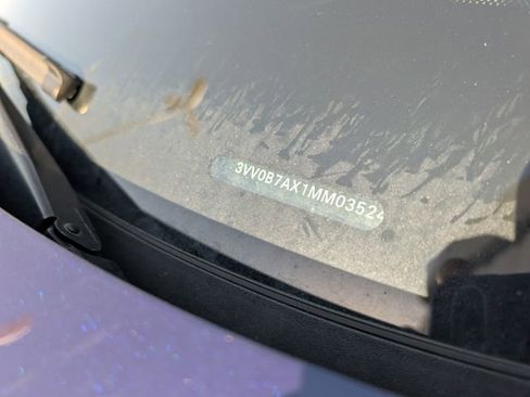 Used 2021 Volkswagen Tiguan S image 34