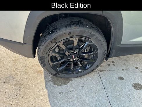 Certified 2025 GMC Terrain Elevation w/ Elevation Premium Package AWD/4WD image 8