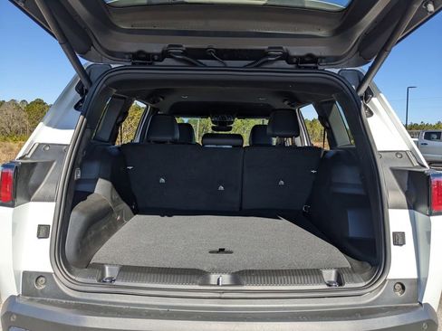 New 2026 Jeep Cherokee Laredo image 43