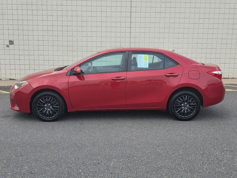 Used 2015 Toyota Corolla LE FWD image 4